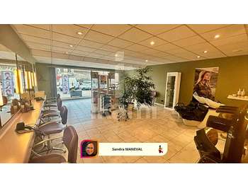 Vente salon de coiffure sur axe passant à Erome