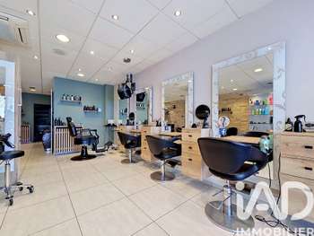 Vente salon de coiffure empl stratégique à Frangy