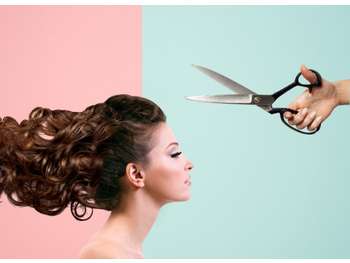 AV salon de coiffure à La Rochelle centre animé