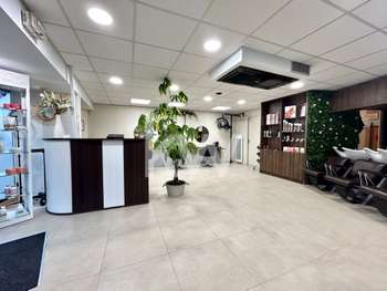 Cession salon de coiffure à Orléans empl N°1