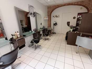 AV salon coiffure 40m² clé en main à Saint-Galmier