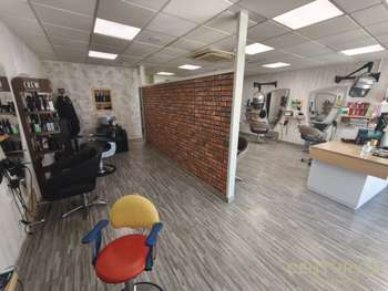 Salon de coiffure à vendre Sainte-Gemme-la-Plaine