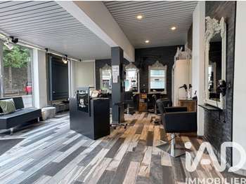 Vente salon de coiffure idéalement situé à Vanves