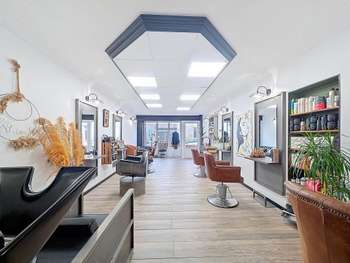 Vente salon de coiffure Le May-Sur-Evre centre