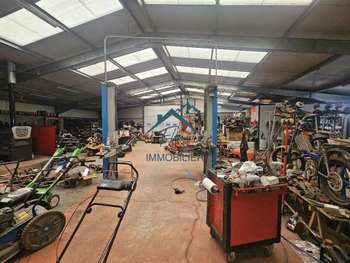 AV Hangar aménagé de 550m² à Lepanges Sur Vologne