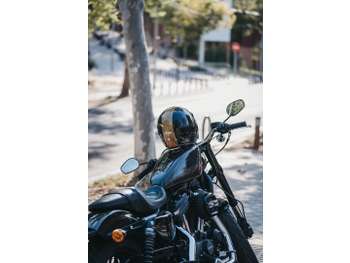 A vendre magasin motos scooter quad sur Laval