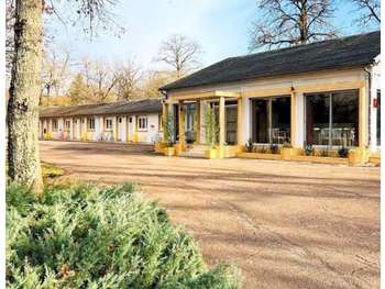 Vente motel 3 *** 12 ch en pleine nature Mesves