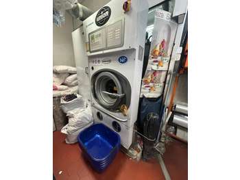 Vente pressing emplacement N°1 premium 75011