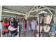 Vente boutique vêtements à Saint-François