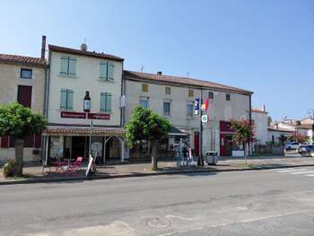 Fonds de commerce à vendre BUZET SUR BAISE (47) :