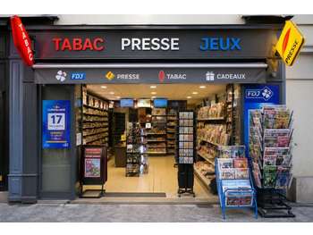 AV FDC tabac presse en parfait état Sud de Nantes