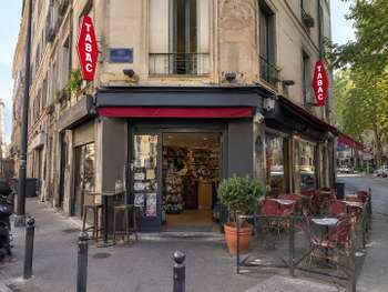 AV bar brasserie L4 terrasse et appart à Marseille