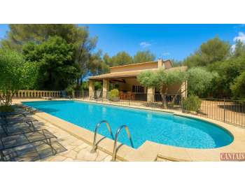 Vente gîte proche grande ville axe Aix-Arles