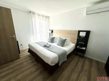 Vente hôtel bureau dans ville touristique du Sud