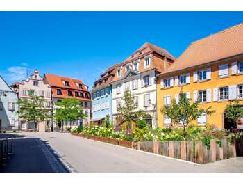 AV hôtel bureau emplacement stratégique en Alsace