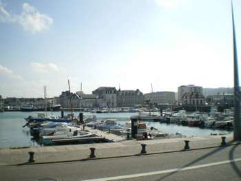 Vente hôtel bureau ** 12 chambres dans le Cotentin
