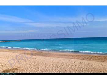 AV hôtel et  logement – CA 320 K€ – Murs + Fonds