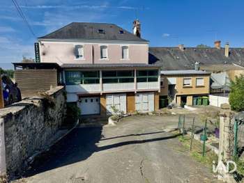 Vente bar restaurant 200m² à Montfort-Le-Gesnois