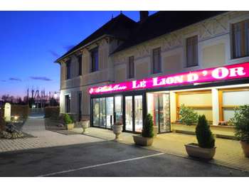 AV murs et fond hôtel restaurant proche Montluçon