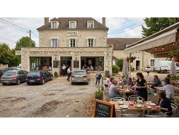 AV bar restaurant hôtel 9200m² Oinville-St-Liphard