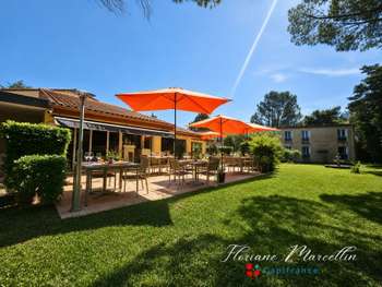 Hôtel restaurant à vendre à Pont Saint Esprit (30)