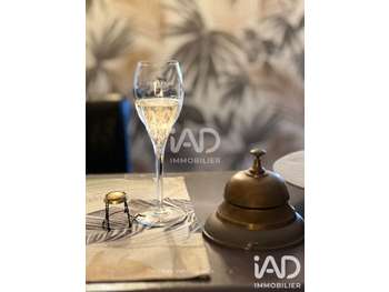 Vente murs et fonds hôtel-restaurant à Grans
