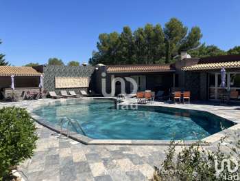 Hotel restaurant à Salon-de-Provence