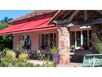 Hotel restaurant à Sereilhac