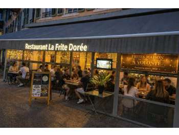 Vente institution chambérienne avec terrasse
