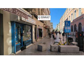 Cède FDC librairie très rentable à Sète