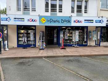 Vente librairie presse FDJ à Perros-Guirec centre