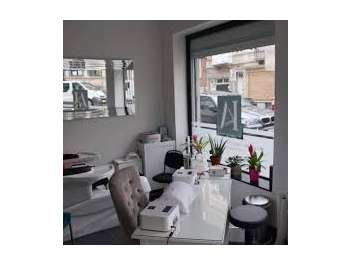 A vendre murs et FDC esthétique à Beausoleil