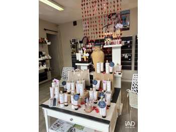 Vente institut de beauté à Mussidan