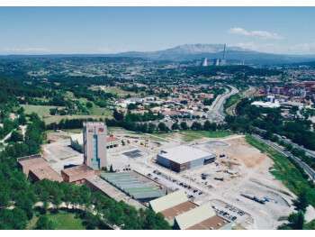 A vendre local d'activités de 3.050m² à Gardanne