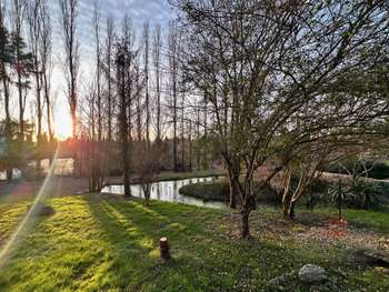 A vendre FDC traiteur+ ensemble immobilier 47