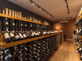 Installez une cave à vins en Vendée