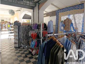 AV magasins vêtement rues piétonnes Canet Plage