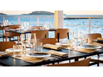 brasserie en bord de plage- logement fonction