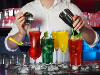 BAR D'AMBIANCE LIC IV AVEC RESTAURANT A BIARRITZ