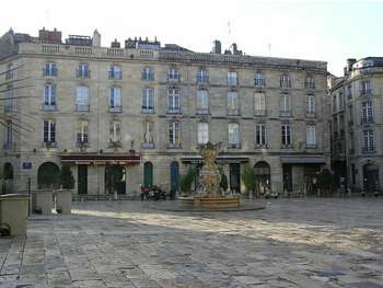 Restaurant à vendre à Bordeaux prox parlement