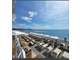 AV restaurant face à la mer avec sa plage privée