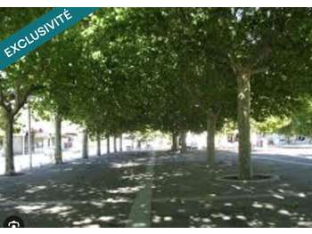 A vendre restaurant lic 3 au centre de Carnoux