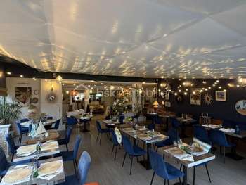 AV restaurant empl premium face Port de Cavalaire