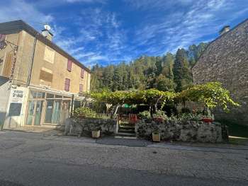 Bar restaurant de 300m² à vendre l'Estrechure (30)