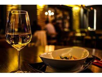 Vente restaurant centre ville retro littoral 85