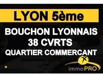 Cède joli bouchon Lyonnais sur place animée 69005