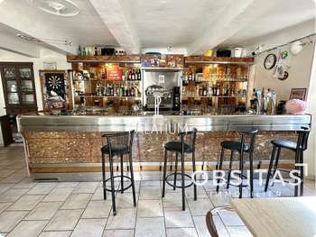 Bar restaurant à vendre en Provence à Ongles