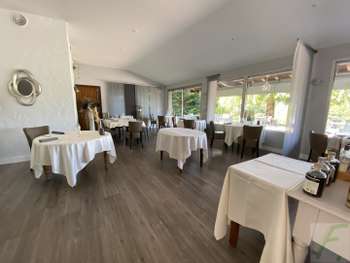 Cède restaurant semi gastro proche de Belley