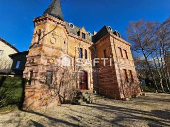 Av Château hôtel 278m² à Saint-Alban-sur-Limagnole