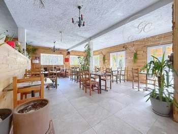 Vente restaurant + murs + logement à Séranon